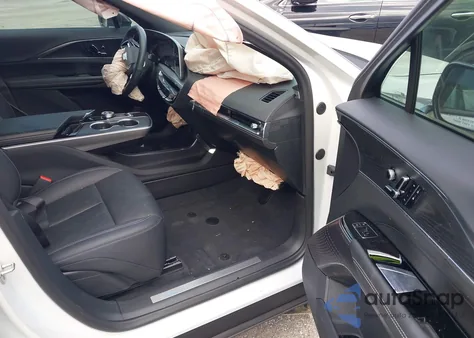 2025 Cadillac Lyriq Luxury W/1Sc z USA, uszkodzony, nr VIN 1GYKPNRK0SZ302547